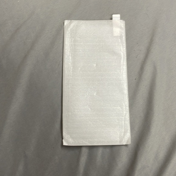 I’m selling an unused iPhone 11 Pro Max screen protector. - Picture 2 of 6